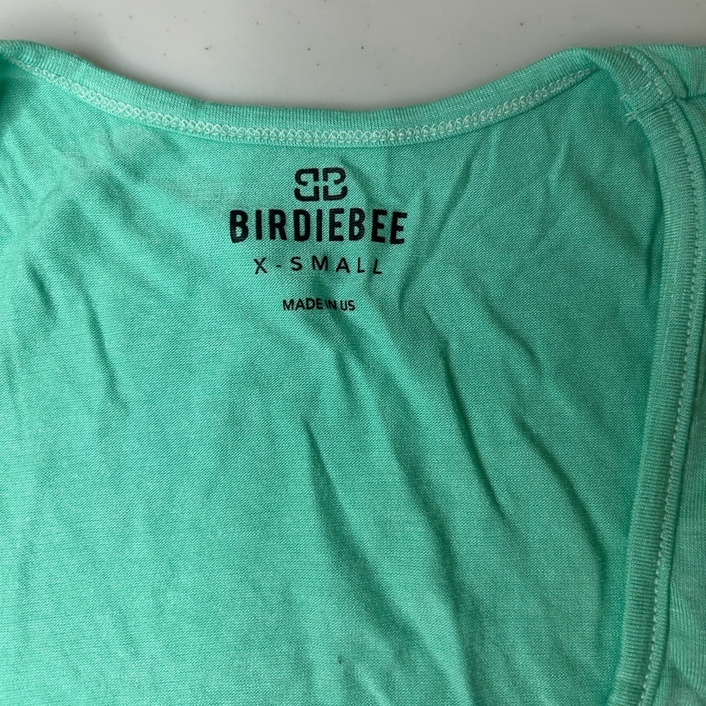 3/$30 BB Birdiebee Green Classic Logo Tank Top Pullover Shirt Size XS NWT - Picture 2 of 3